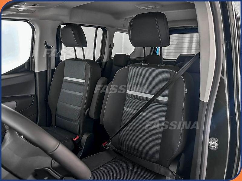FIAT Doblò 1.5 Diesel 130 Cv At8 Passo Lungo 7 posti