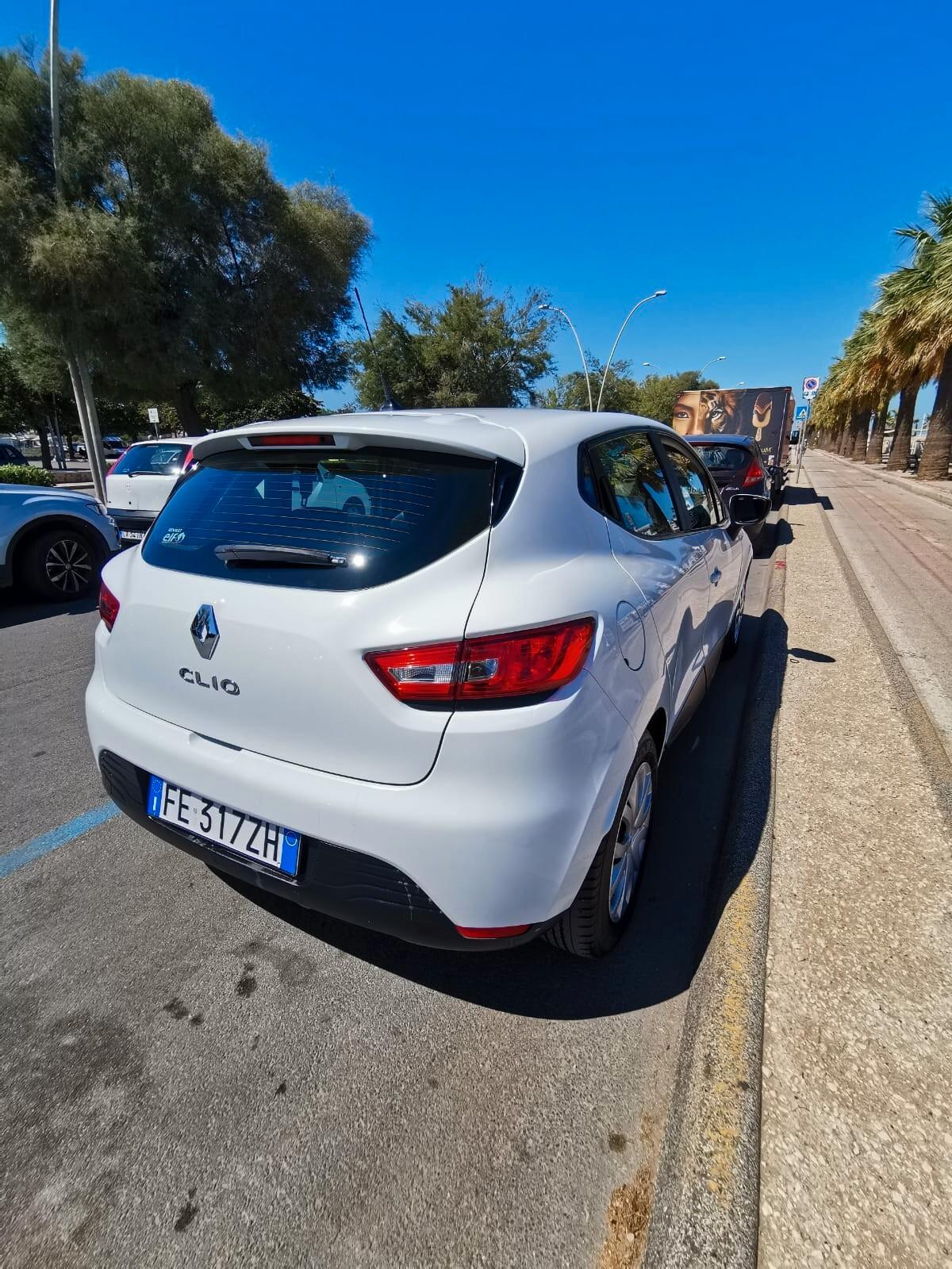 Renault Clio 1.2 75CV 5 porte Life 2016