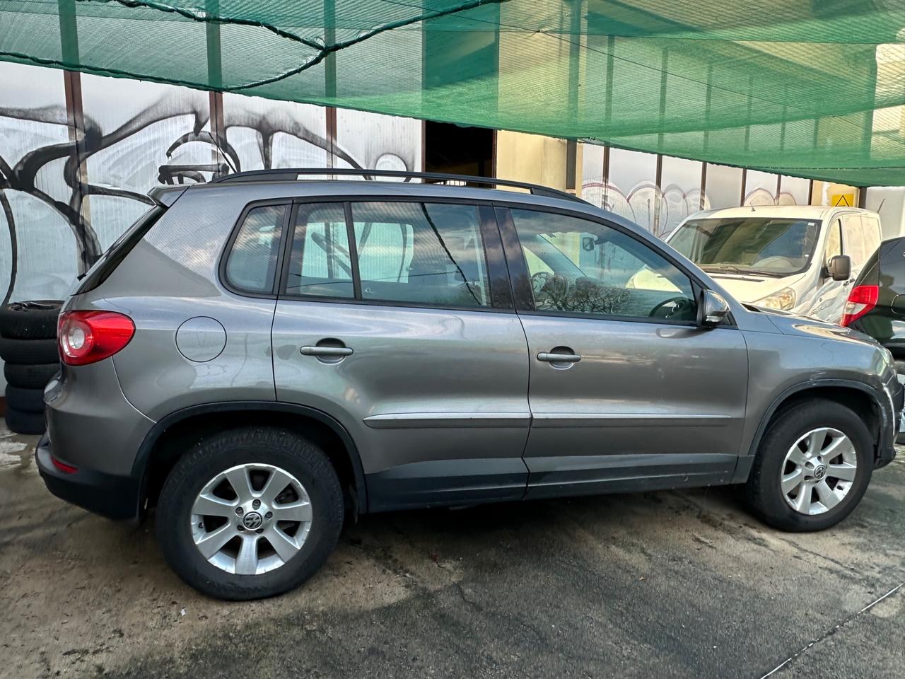 Volkswagen Tiguan 2.0 TDI DPF 4MOTION tiptronic Sport & Style