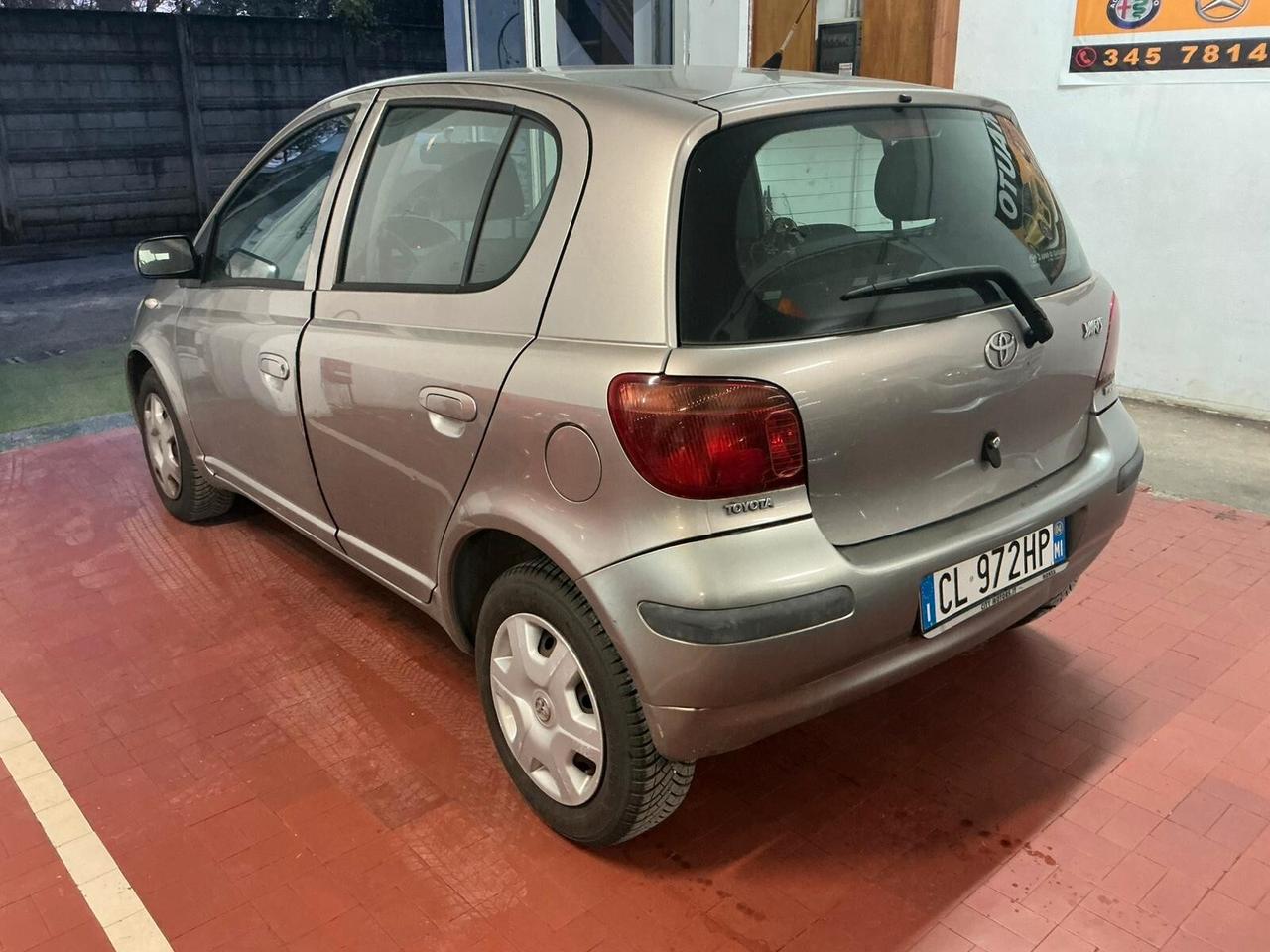 Toyota Yaris 1.0i 16V cat 5 porte Expo
