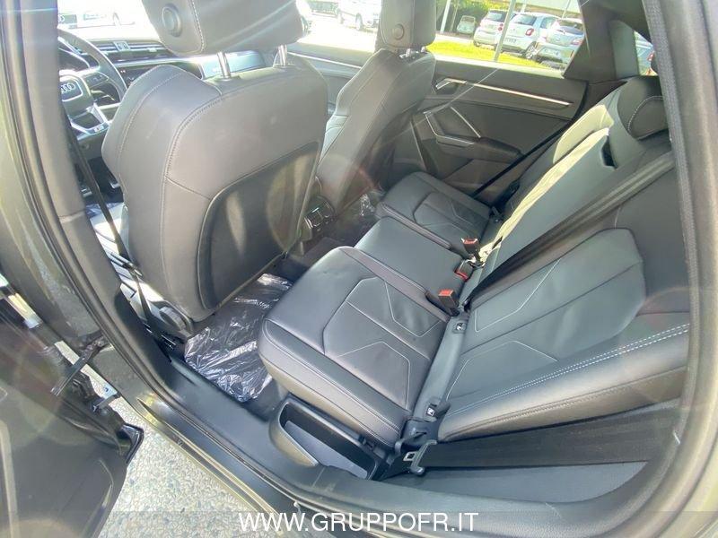 Audi Q3 SPB 35 TDI S tronic Identity Black