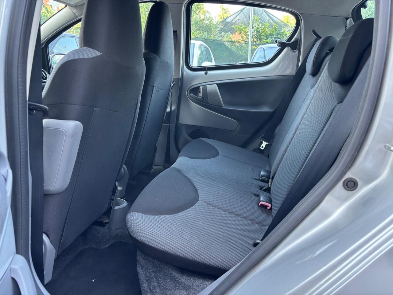 Toyota Aygo 1.4 DIESEL 5 porte Sol OK NEOPATENTATI