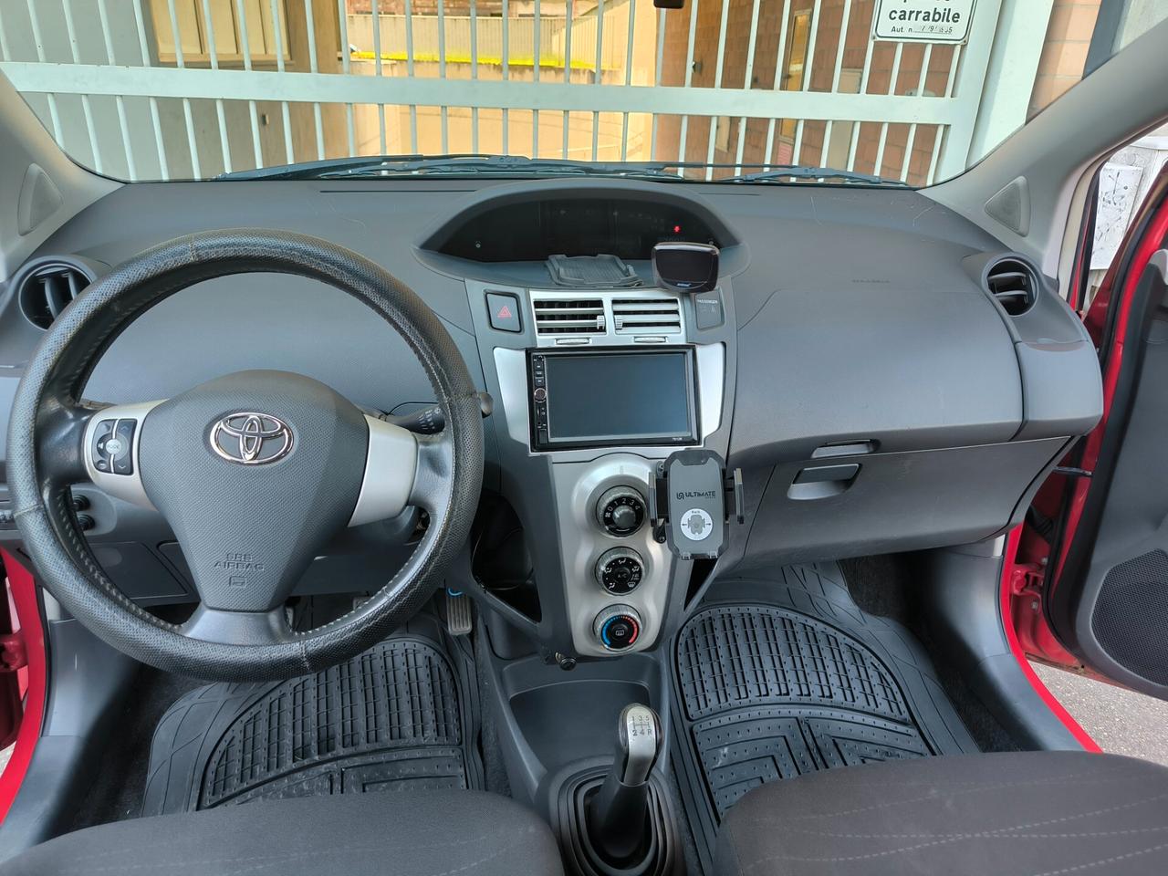 Toyota Yaris 1.0 5 porte Sol