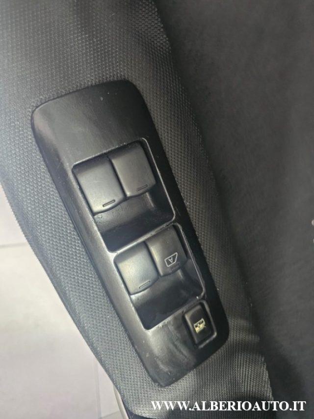 NISSAN Qashqai 1.5 dCi DPF Tekna