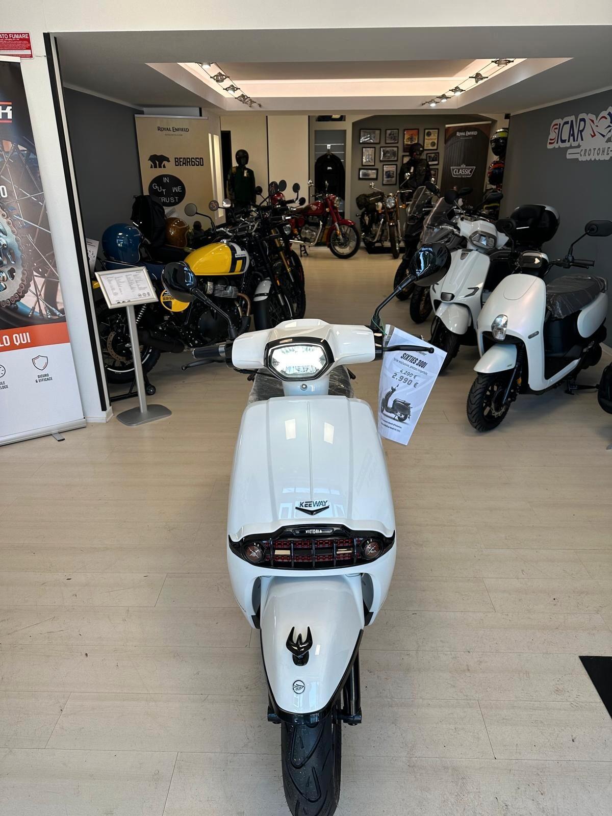 KEEWAY Sixties 300i VITTORIA