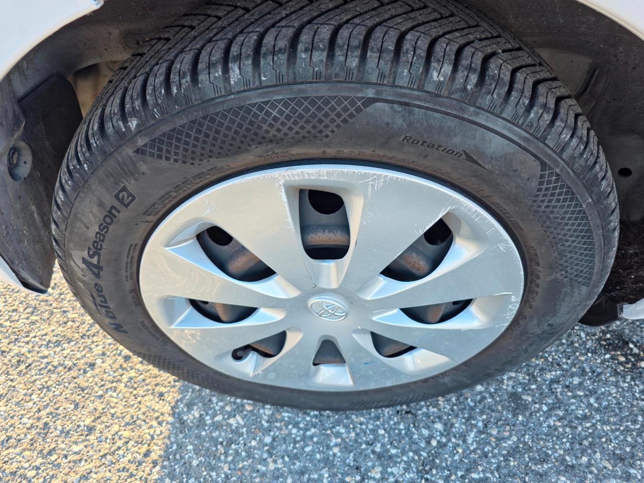 Toyota Yaris 1.5 Hybrid 5 porte Lounge 2014-E5B Automatico NEO