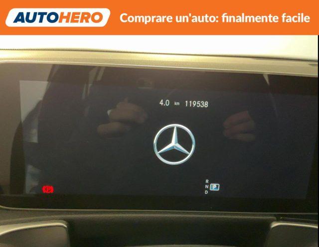 MERCEDES-BENZ GLB 180 d Automatic Sport