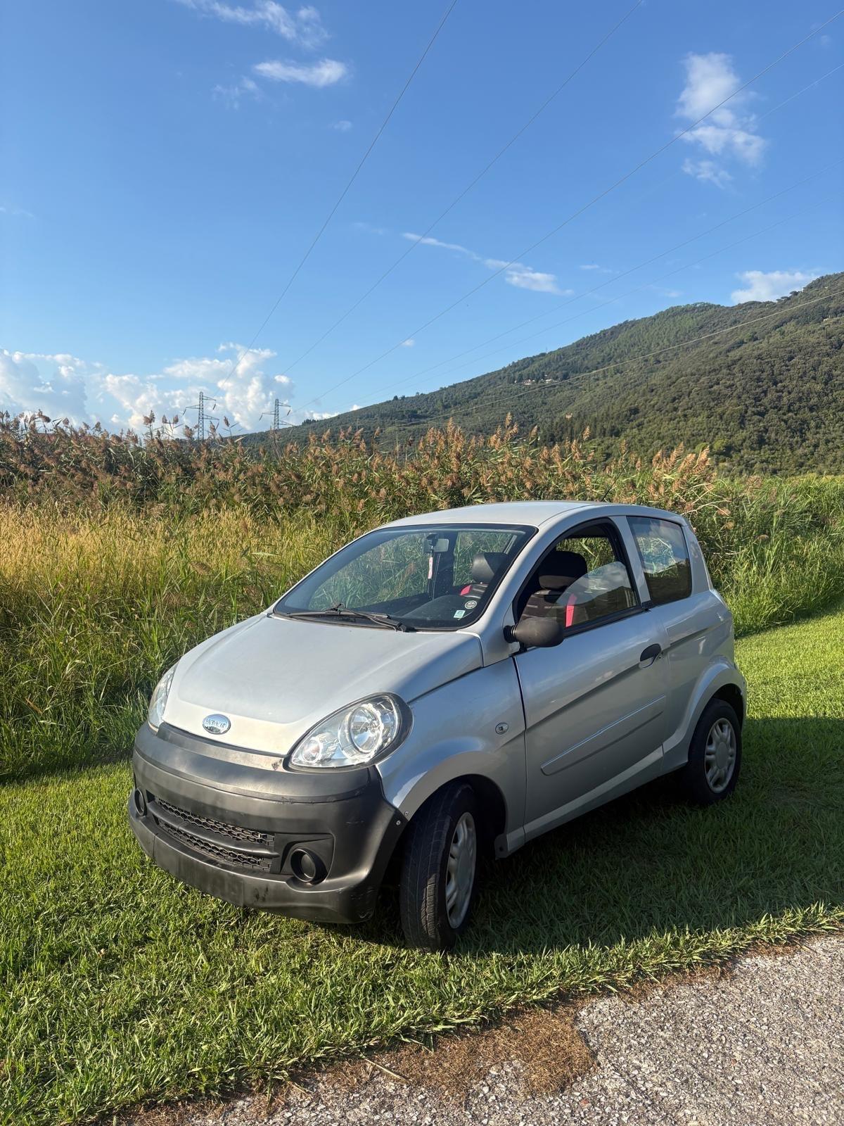 Microcar minicar Mgo perfettamente funzionante possibilità di trasporto