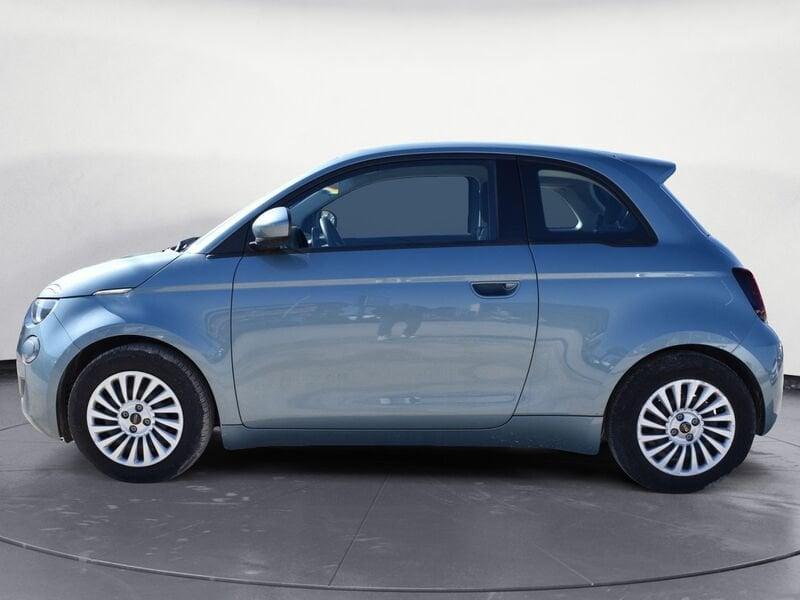 FIAT 500 Action Berlina