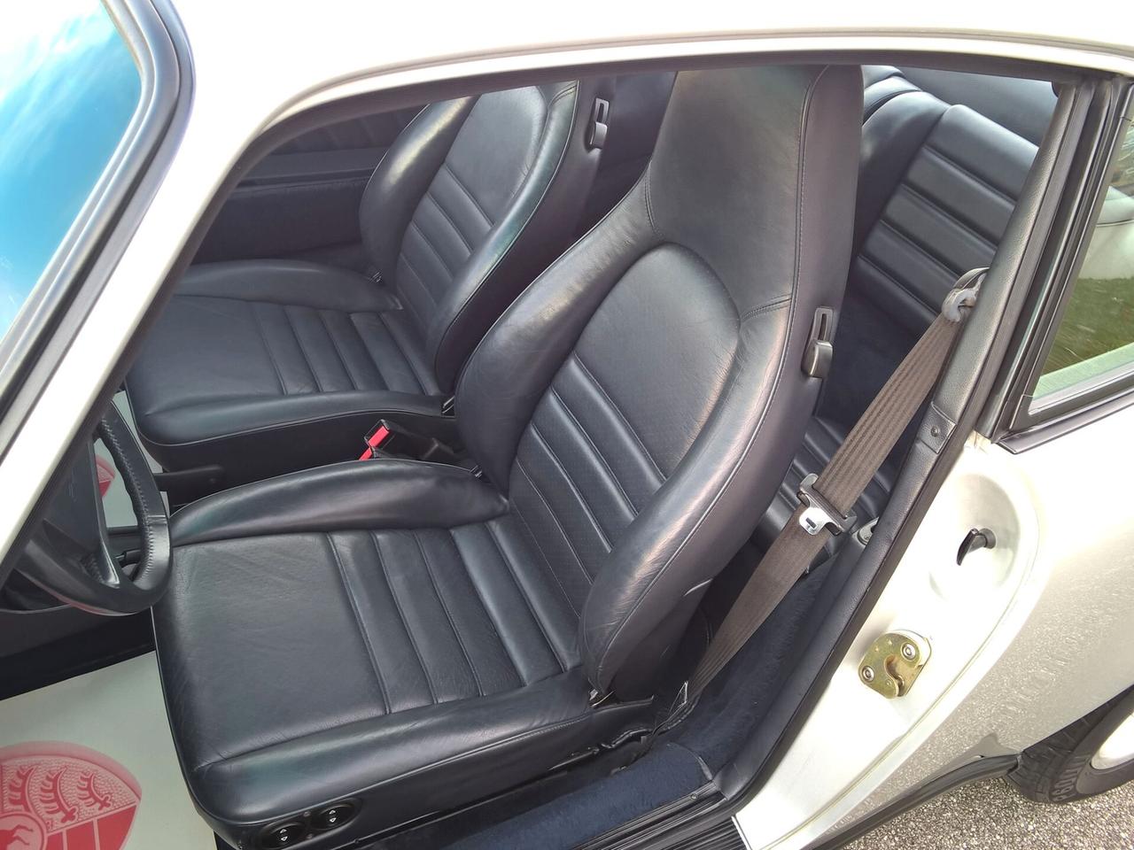 Porsche 911 Carrera 3.2 Coupé G50