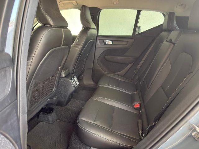 VOLVO XC40 D3 AWD Geartronic Inscription