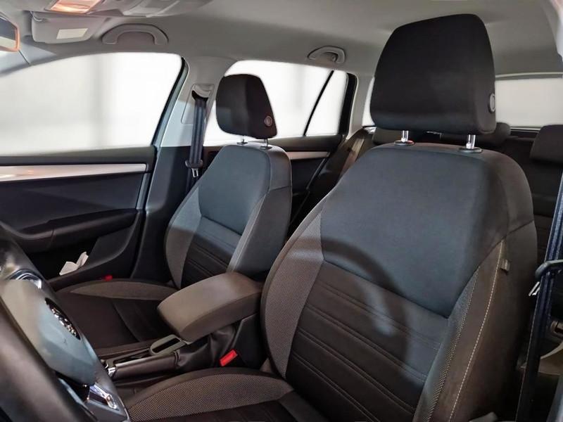 SKODA OCTAVIA WAGON 1.6 TDI EXECUTIVE