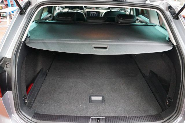 VOLKSWAGEN Passat Variant 2.0 TDI SCR EVO DSG Executive Certificata
