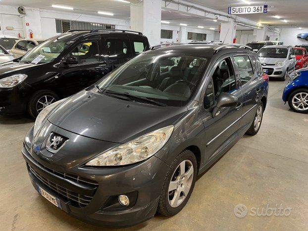 Peugeot 207 sw 1.6 Hdi interni sportivi, tetto pan