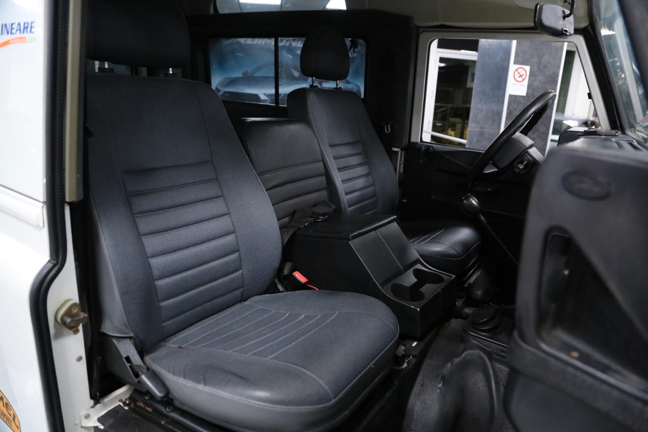 Land Rover Defender 90 2.5 Td5