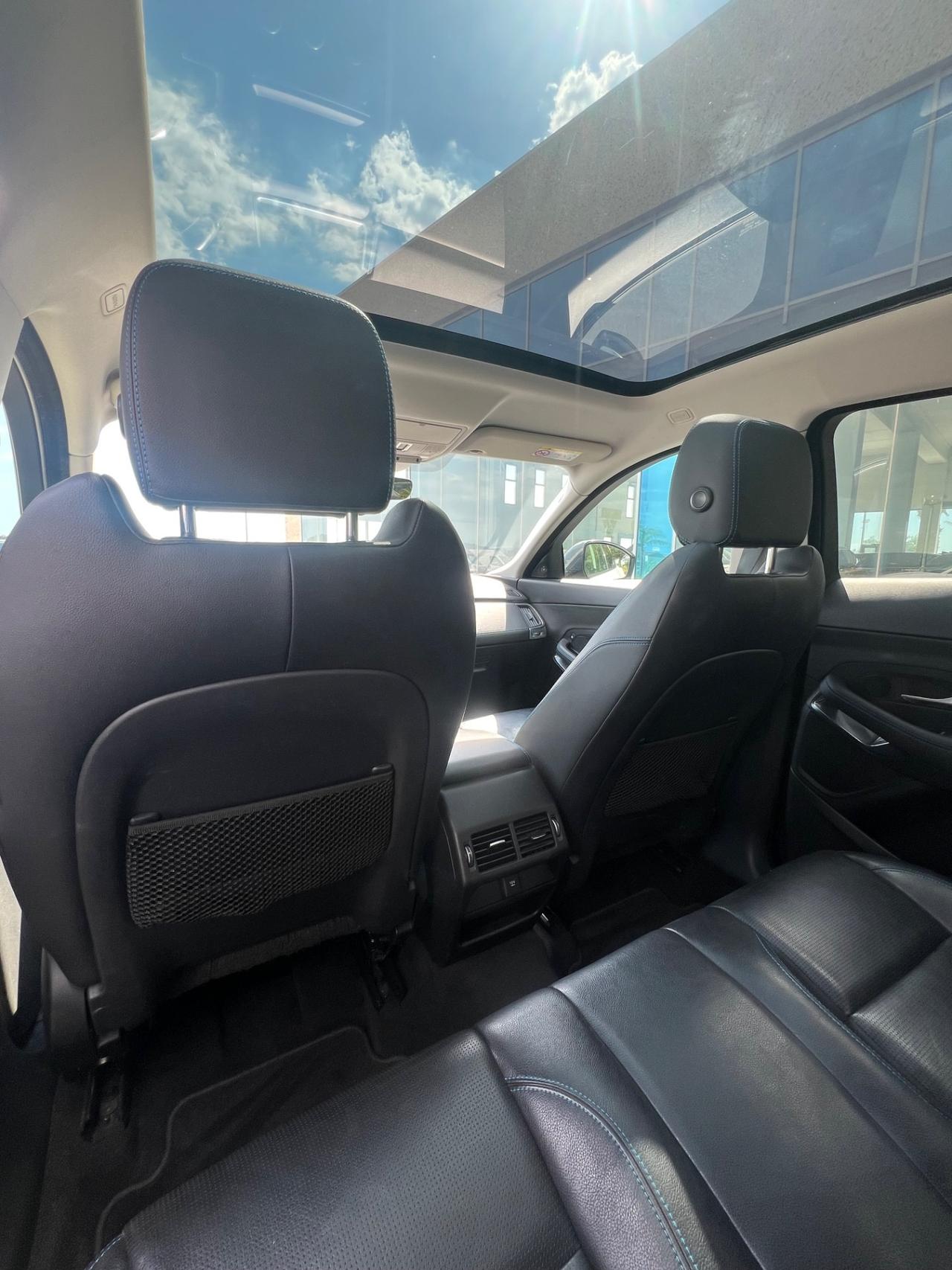 Jaguar E-Pace 2.0D 180 CV AWD aut. R-Dynamic - UNICO PROPRIETARIO