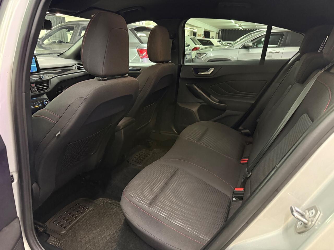 FORD Focus ST-Line 2022 hatchback 1.0 mild hybrid 125cv