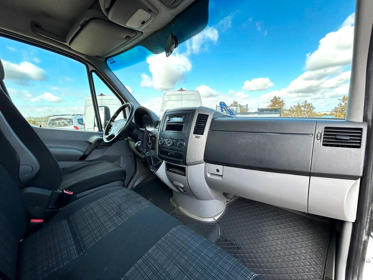 Mercedes Benz 419 T 37/35 cassone fisso e gru