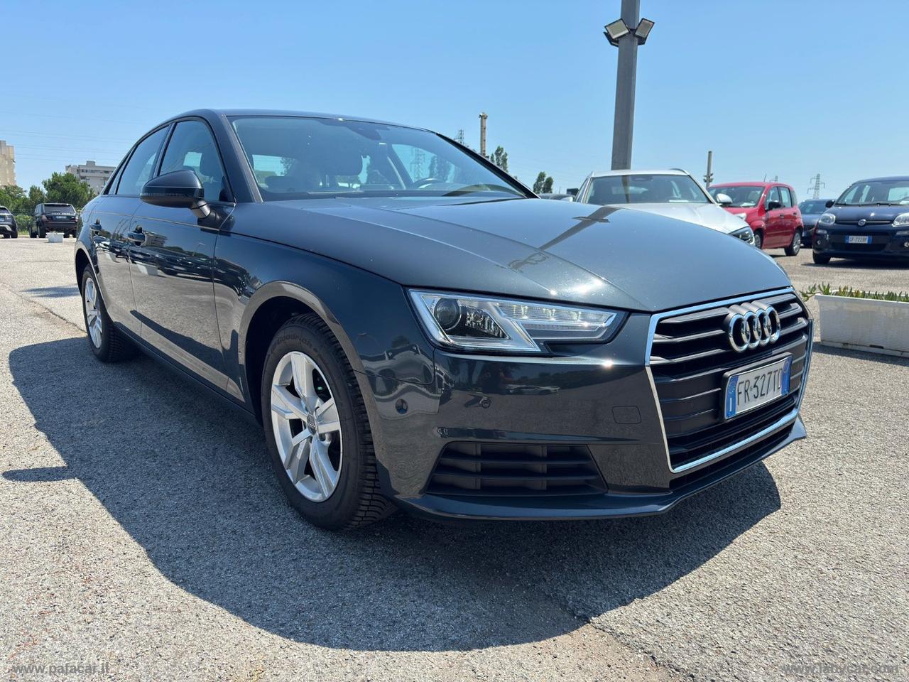 AUDI A4 2.0 TDI 150CV S tronic S line edition