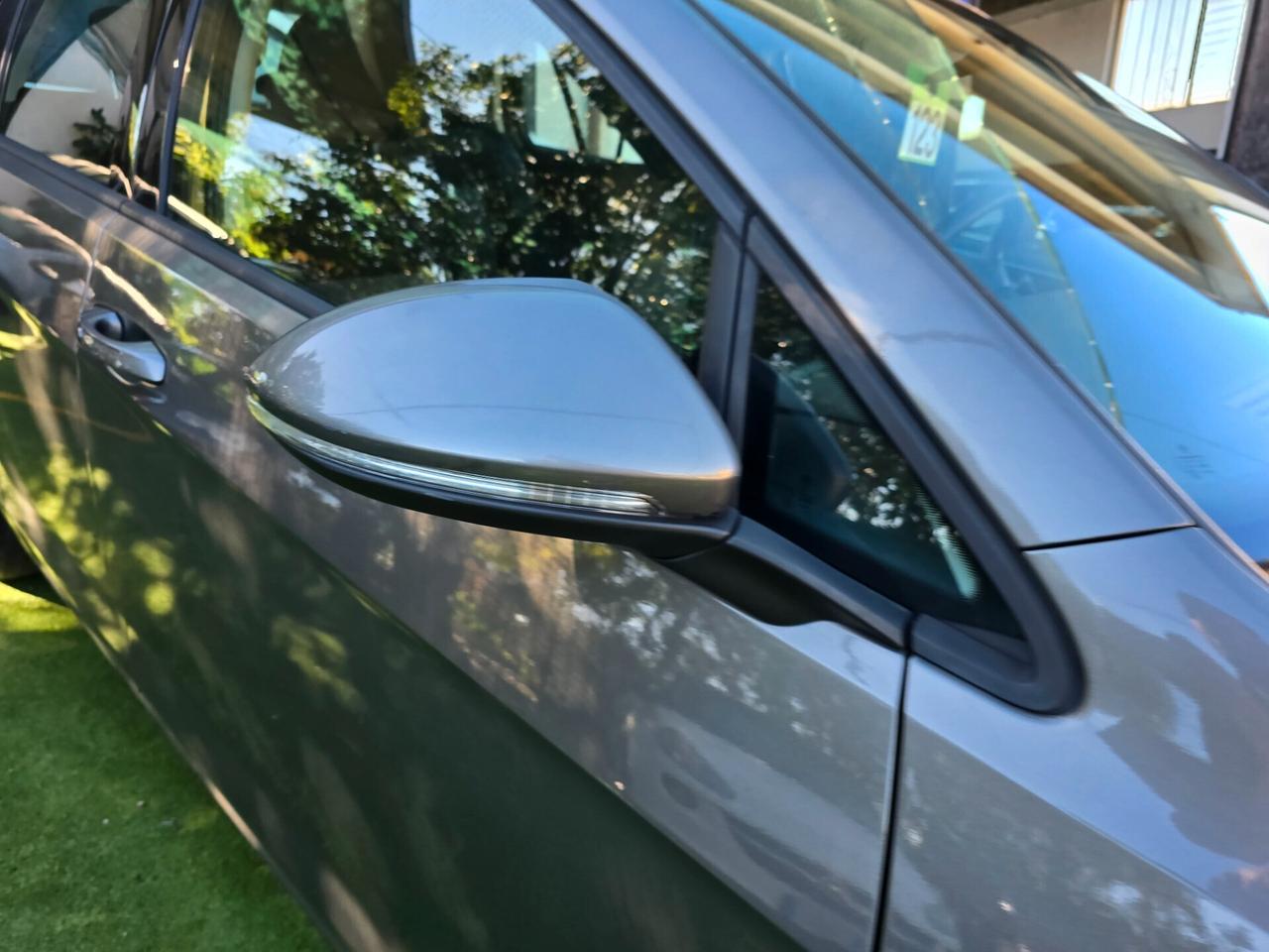 Volkswagen Golf 1.4 TGI 110CV 198000KM-2015