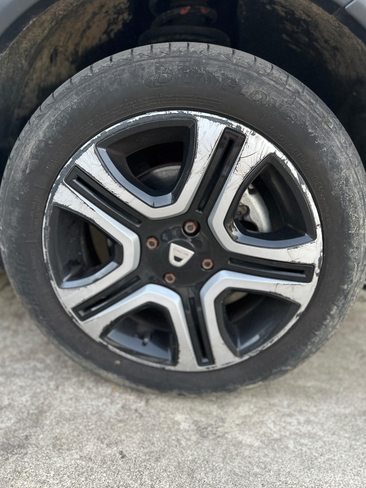 DACIA LODGY 7 POSTI (anno 2019)