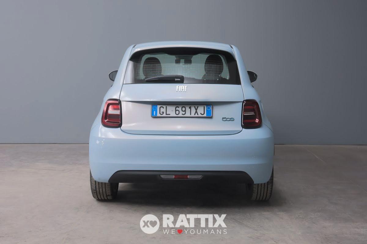 Fiat 500e 42 kWh Icon +