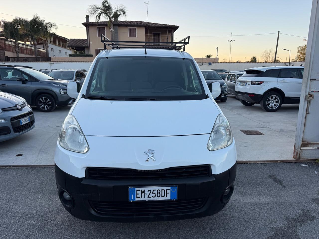 Peugeot Partner 1.6 HDI PASSO LUNGO 3 POSTI