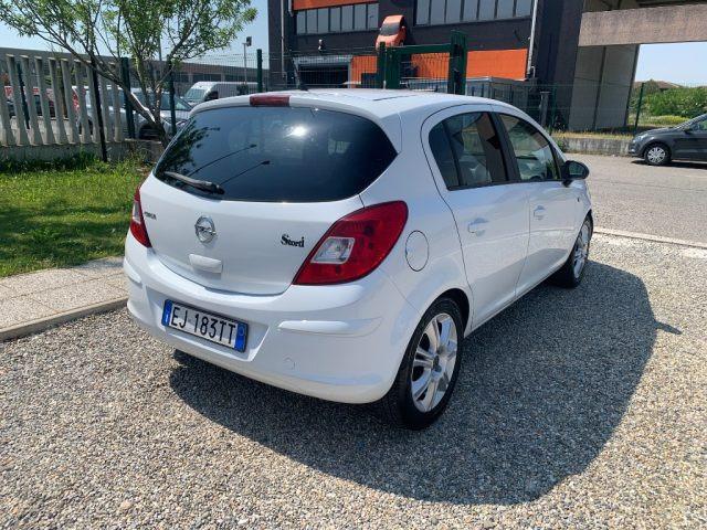 OPEL Corsa 1.2 5 porte COSMO