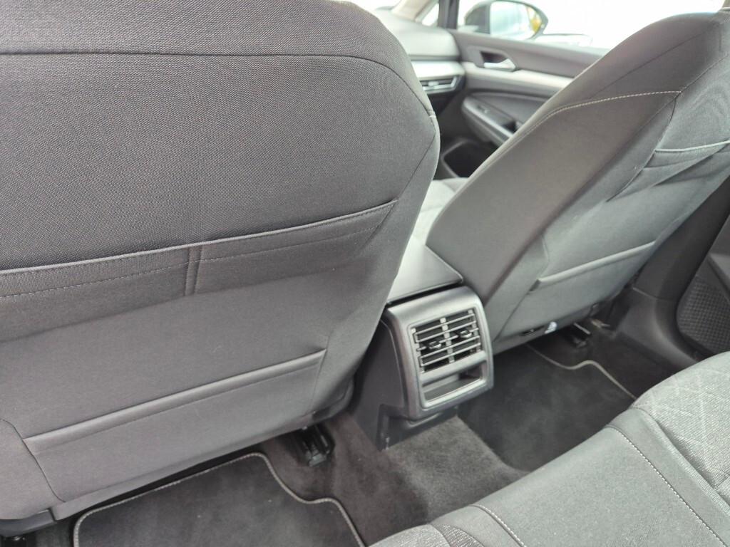 Volkswagen Golf 8 1.0 110CV eTSI EVO DSG Life