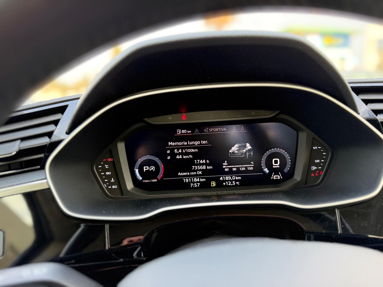 Audi Q3 35 TDI S tronic line edition