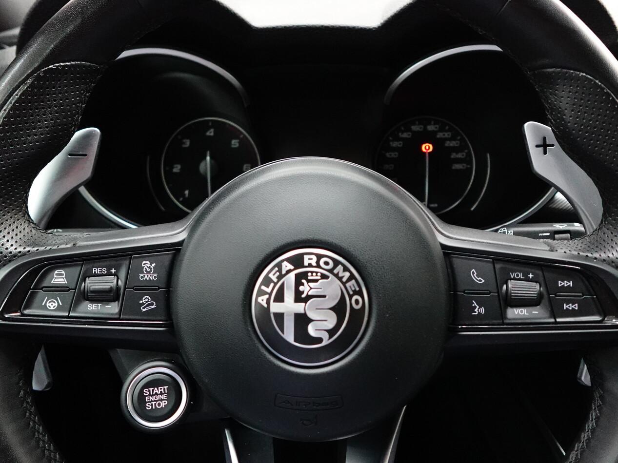 Alfa Romeo Stelvio 2.2 MJT 210 CV AT8 Q4 VELOCE