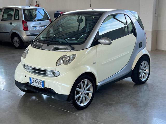 SMART ForTwo 700 coupé passion (45 kW)