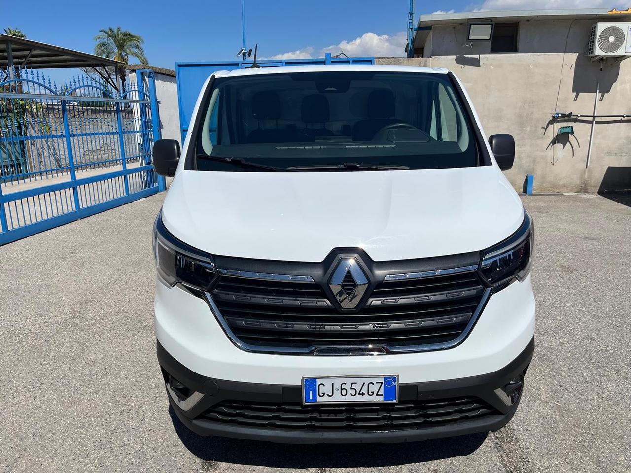 Renault trafic cargo-2.0 dci-2022