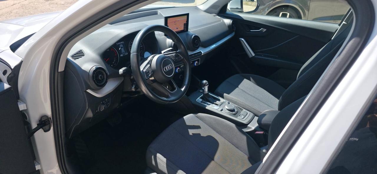 Audi Q2 30 TDI Business