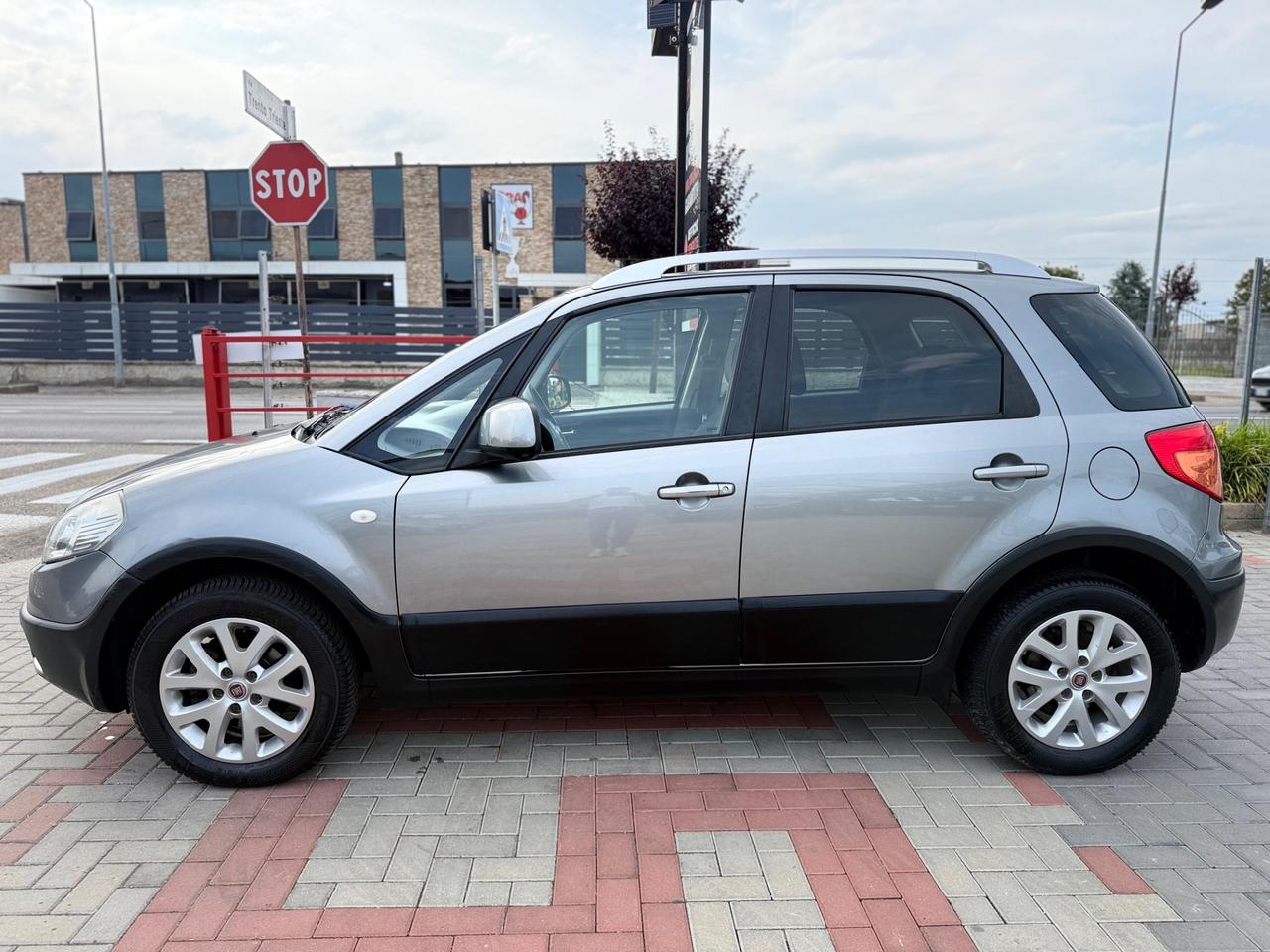 Fiat Sedici 2.0 MJT 16V DPF 4x4 Emotion