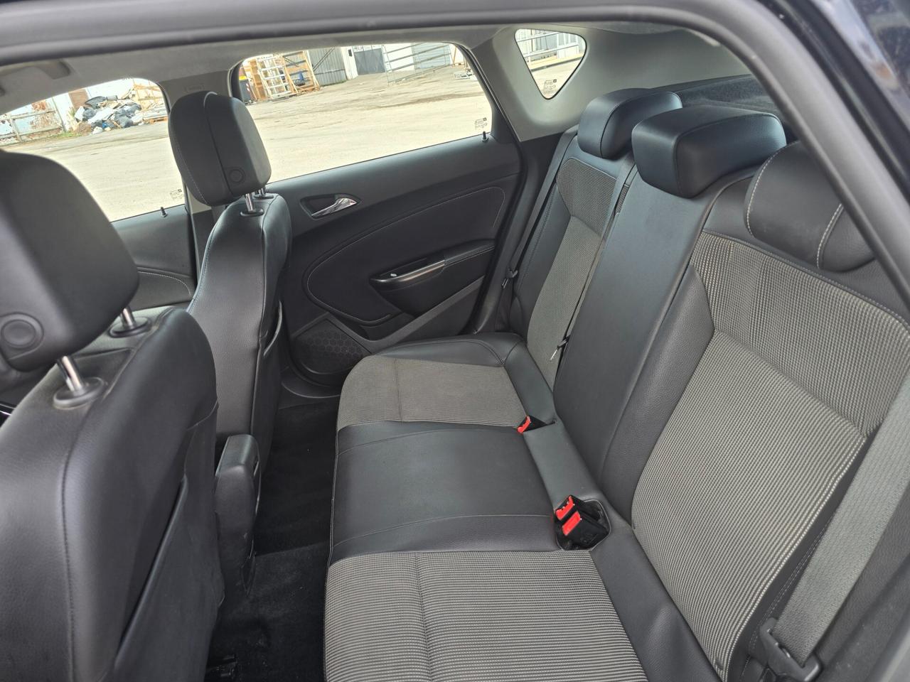 Opel Astra 1.7 CDTI 110CV 5 porte Cosmo