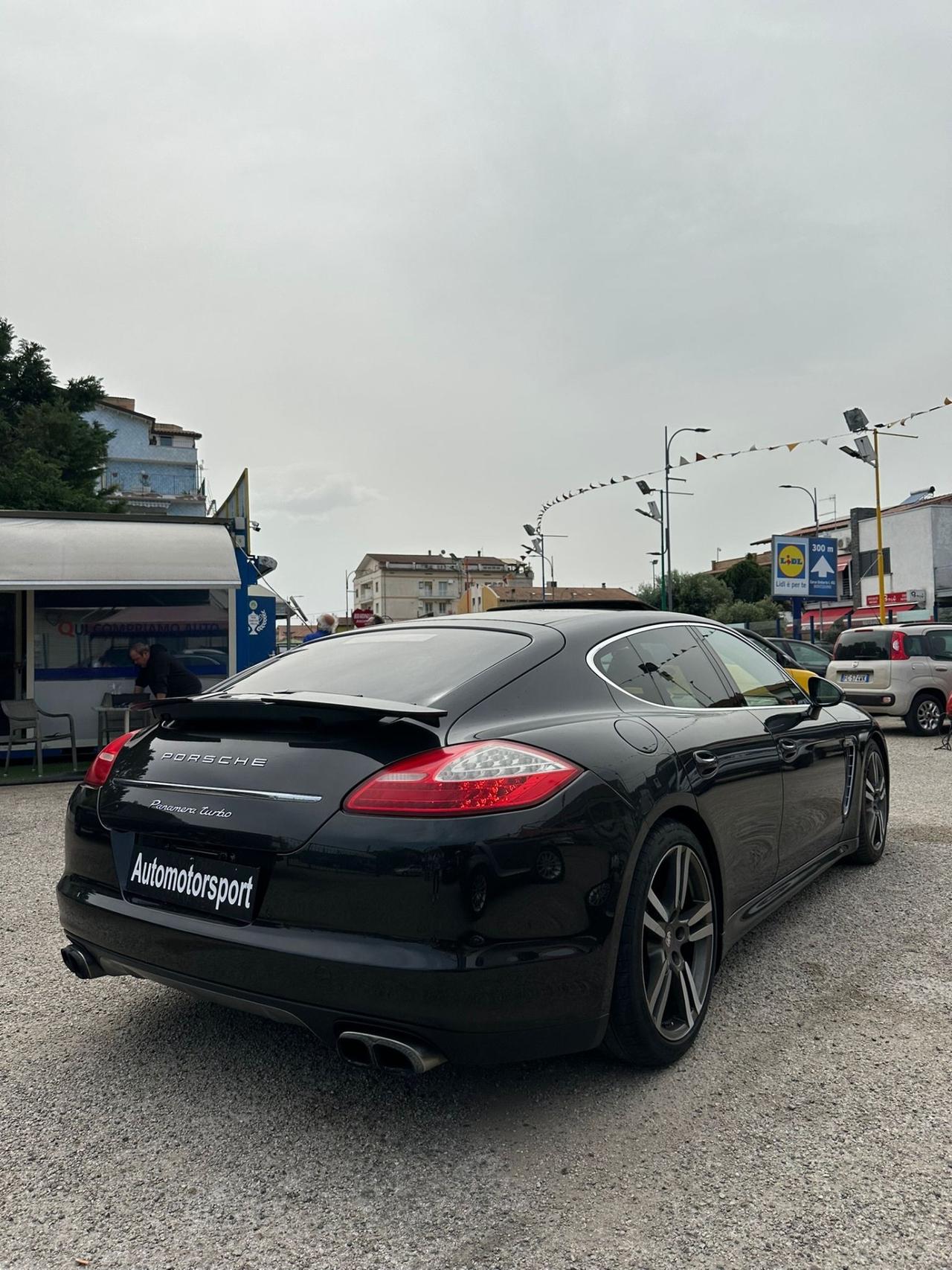 Porsche Panamera 4.8 Turbo