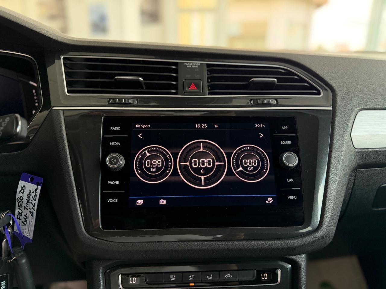 Volkswagen Tiguan 2.0 TDI DSG 4MOTION R-LINE