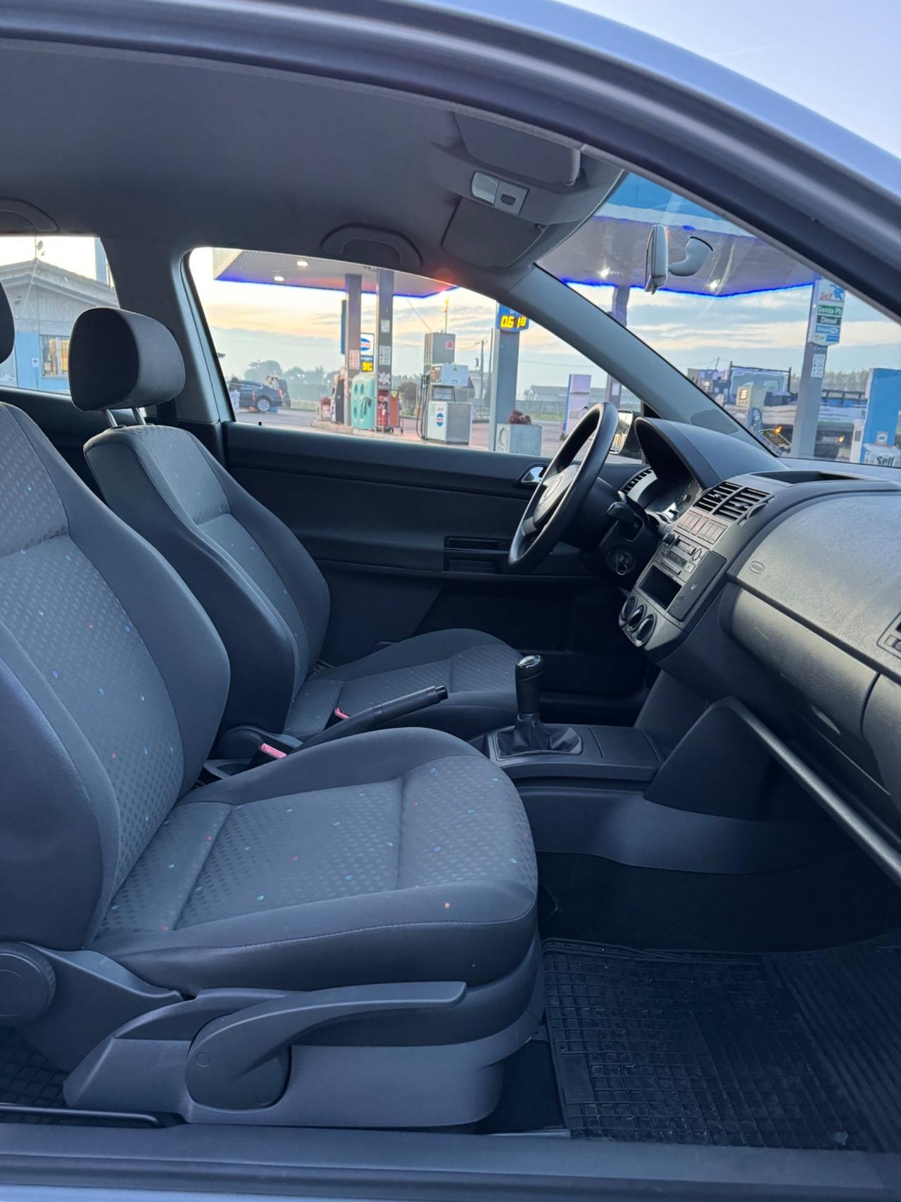 Volkswagen Polo 1.2 5p. Trendline