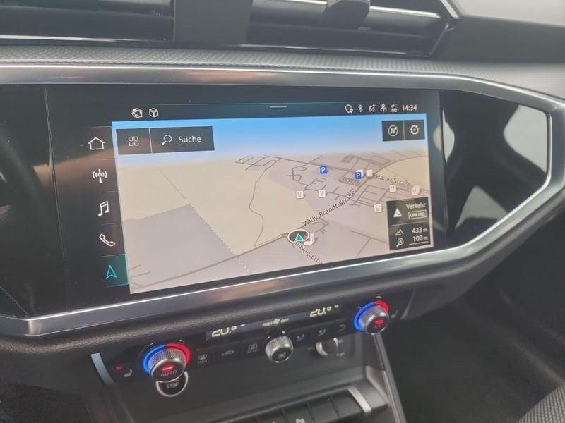 Audi Q3 Q3 35 TDI S tronic S line edition Matrix Led ACC Black Pack Gancio