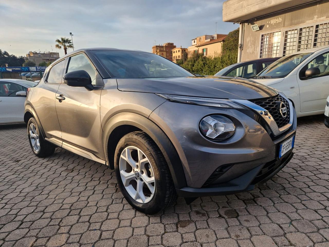 Nissan Juke 1.0 DIG-T 114 CV N-Connecta