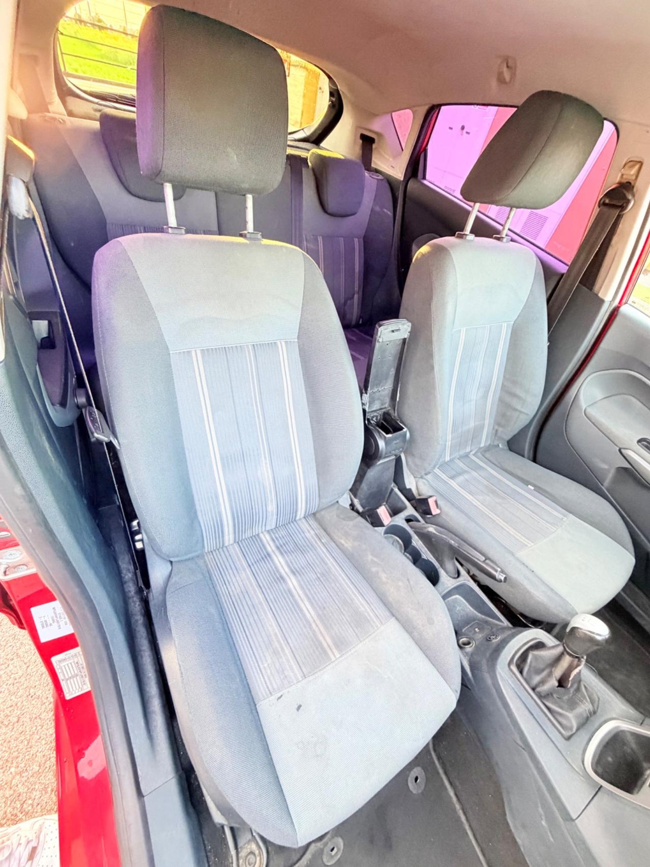 Ford Fiesta 1.4 5 Porte Motore NUOVO