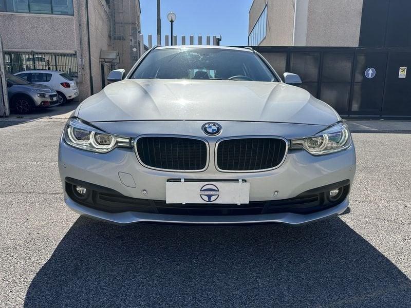 BMW Serie 3 318d Business Advantage Automatica 150cv