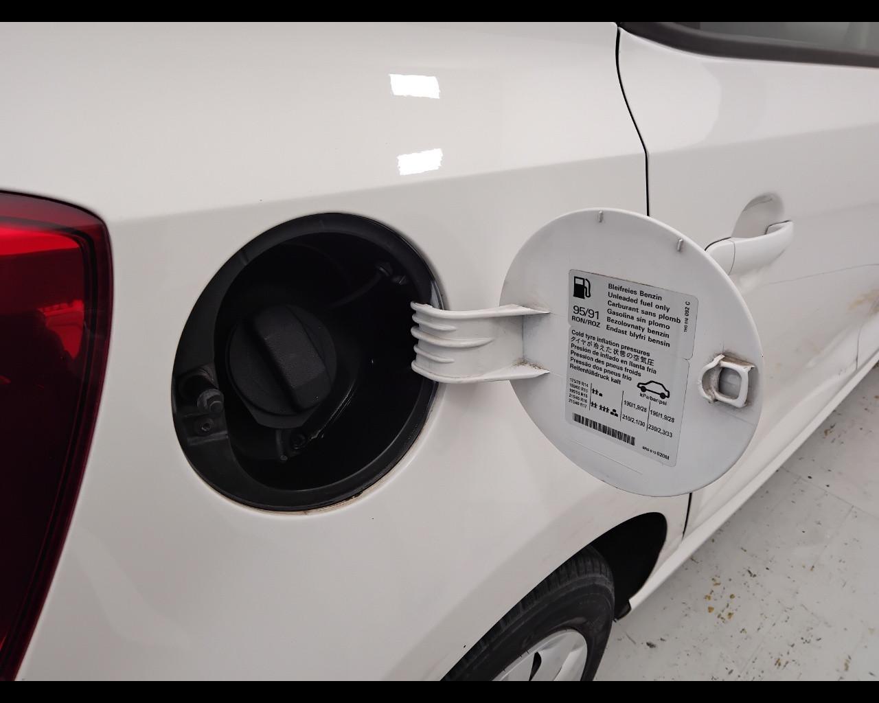 VOLKSWAGEN Polo V 2009 - Polo 5p 1.2 Comfortline 70cv