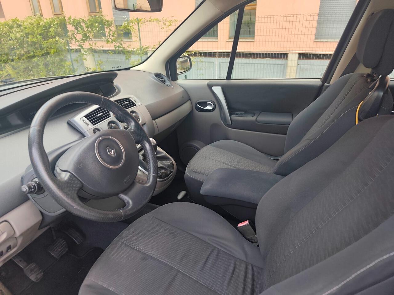 Renault Scenic 1.9 dCi/130CV unico proprietario