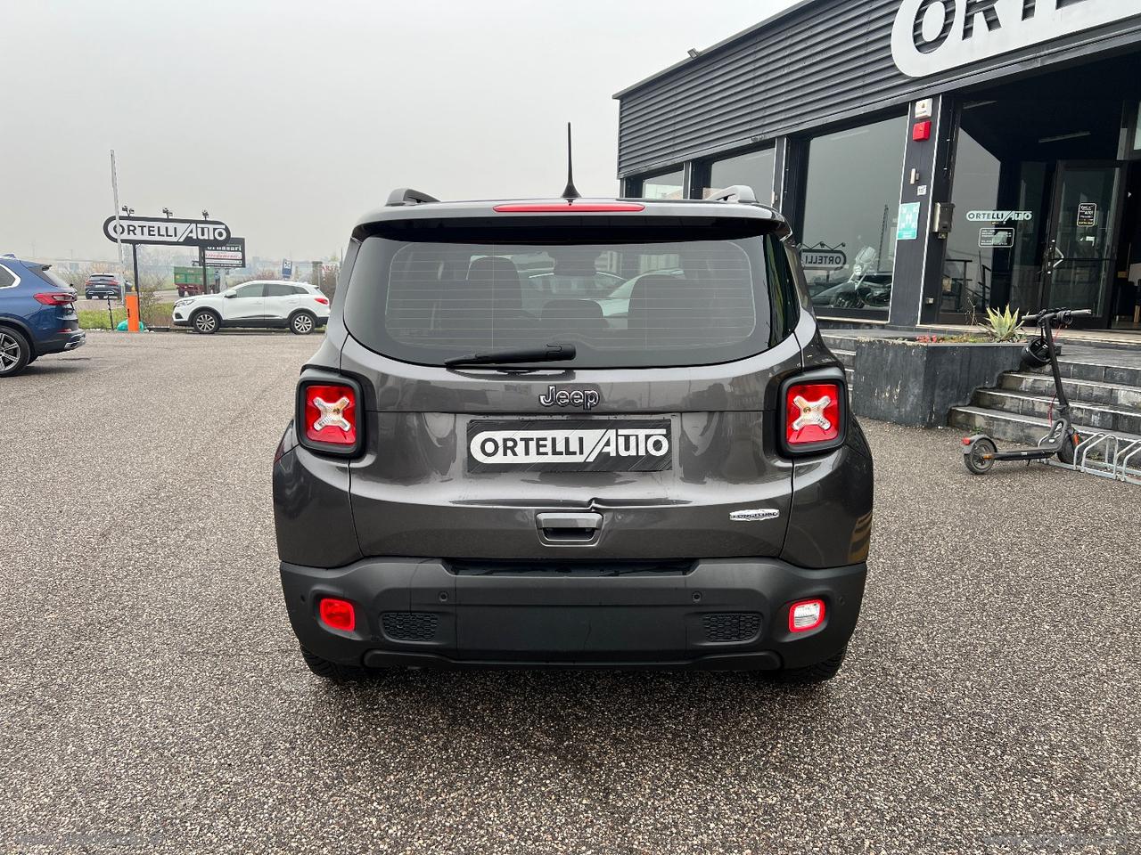 JEEP Renegade 1.6 Mjt DDCT 120CV Business IVA DEDUCIBILE