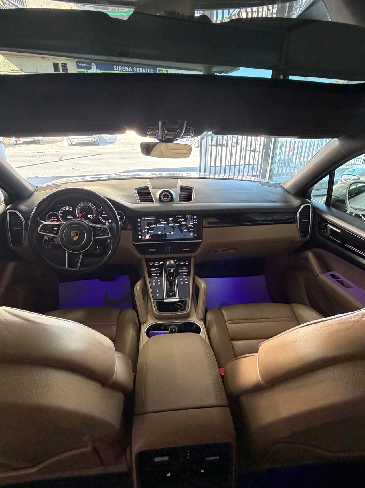 Porsche Cayenne 3.0 COUPE V6 340 KM71.000