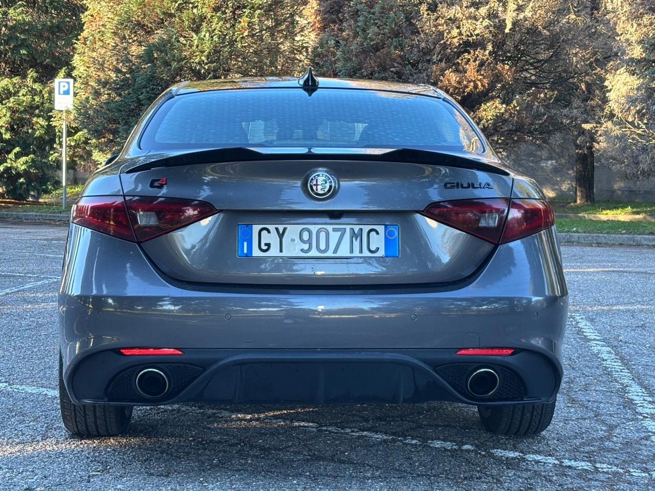 Alfa Romeo Giulia VELOCE