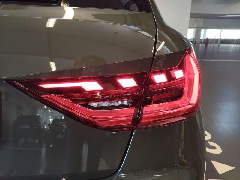 Audi A1 A1 SPB 30 TFSI S tronic Identity Black