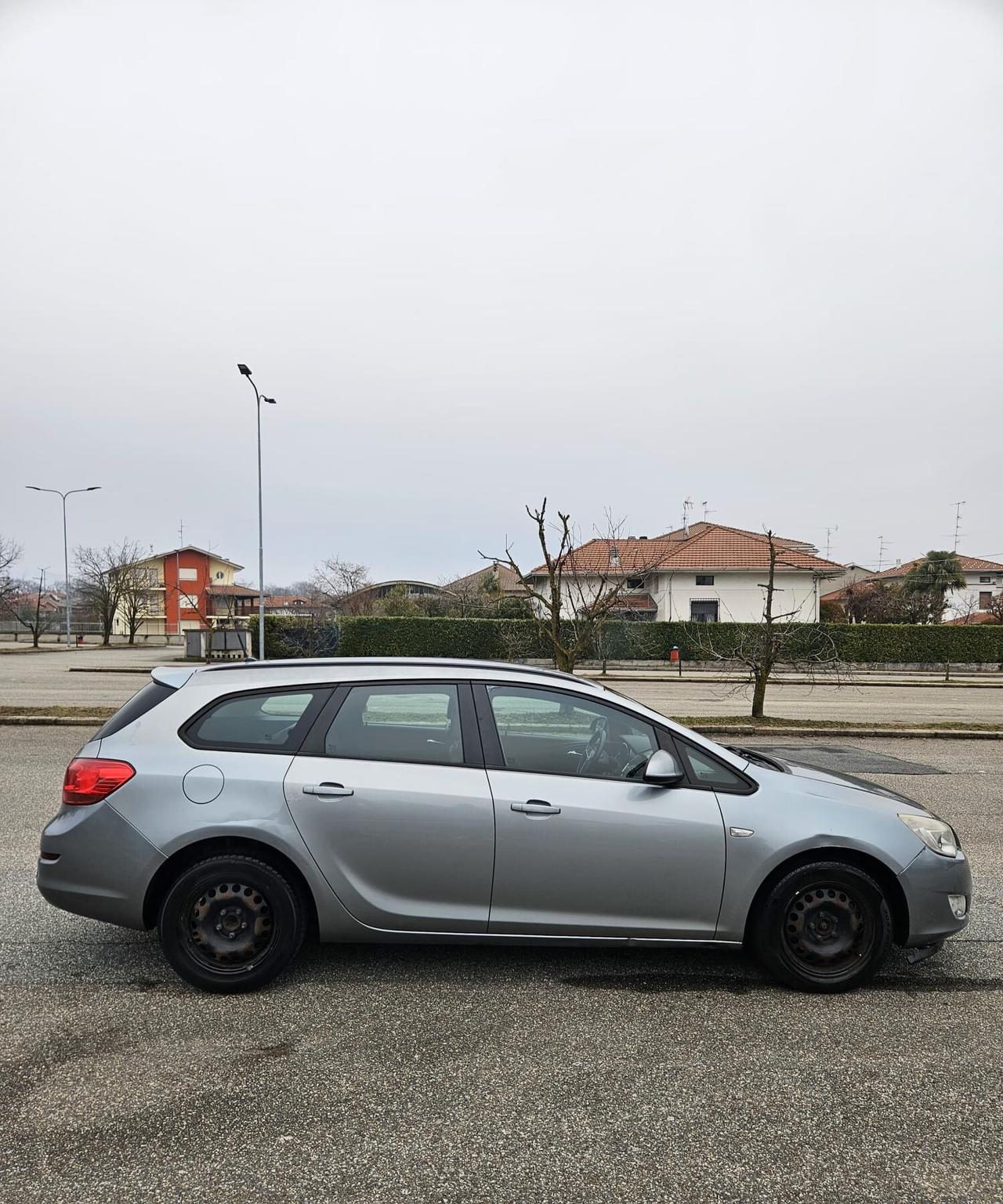 Opel Astra 1.7 NEOPATENTATI